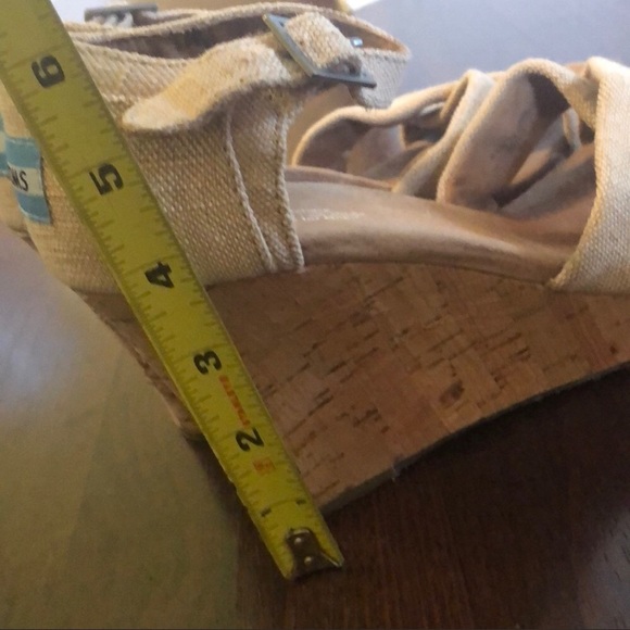 - Toms Womens Wedge High Heel Sandals - Picture 3 of 5